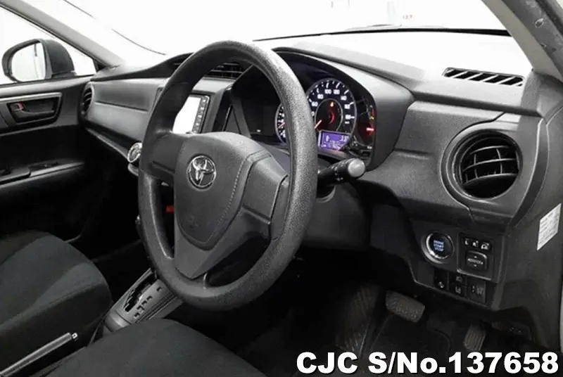 2021 Toyota / Corolla Axio Stock No. 137658