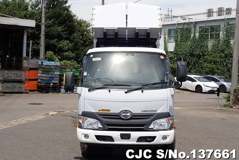 2017 Hino / Dutro Stock No. 137661