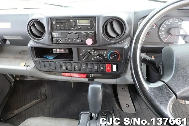 2017 Hino / Dutro Stock No. 137661