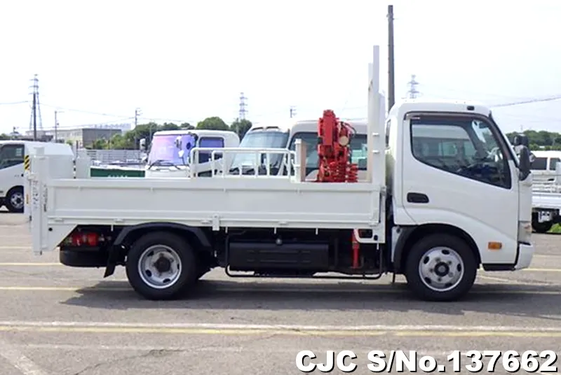 2016 Hino / Dutro Stock No. 137662