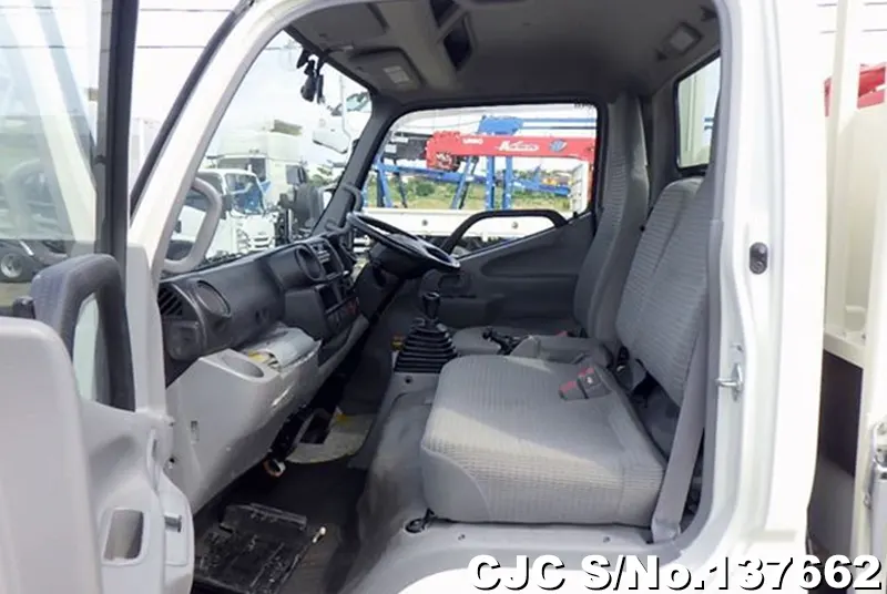 2016 Hino / Dutro Stock No. 137662