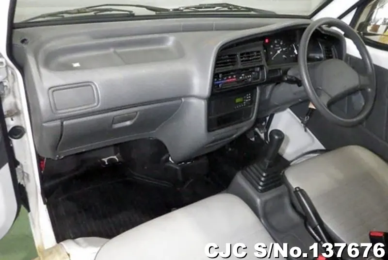 1998 Suzuki / Carry Stock No. 137676