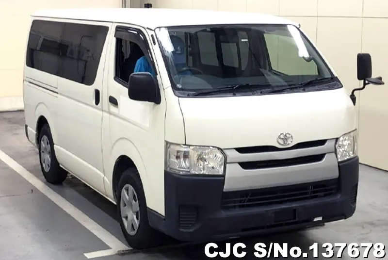 2015 Toyota / Hiace Stock No. 137678