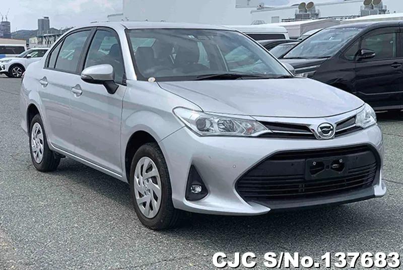 Toyota / Corolla Axio 2021