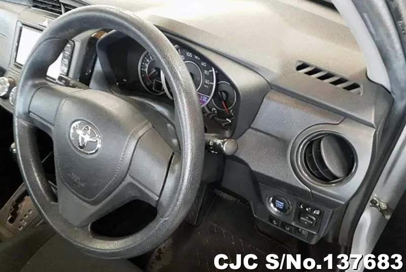 2021 Toyota / Corolla Axio Stock No. 137683