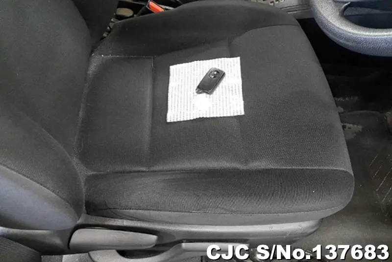 2021 Toyota / Corolla Axio Stock No. 137683