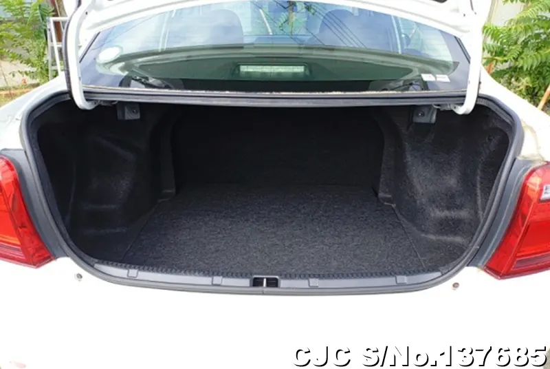 2021 Toyota / Corolla Axio Stock No. 137685