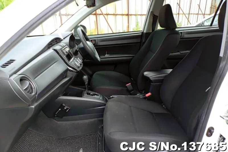 2021 Toyota / Corolla Axio Stock No. 137685