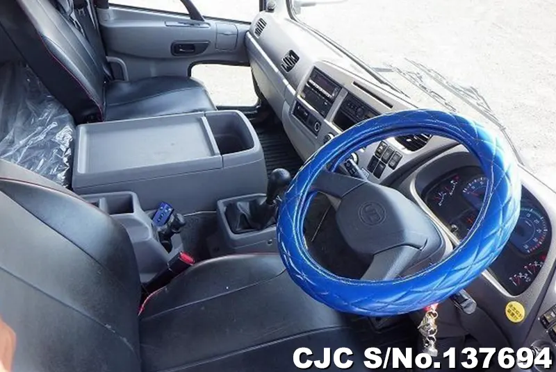 2015 Nissan / Condor Stock No. 137694