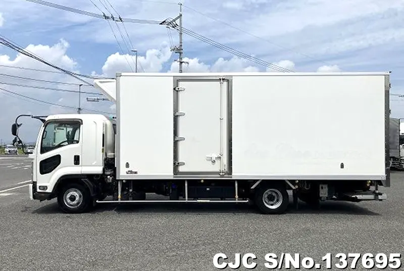 2021 Nissan / Condor Stock No. 137695