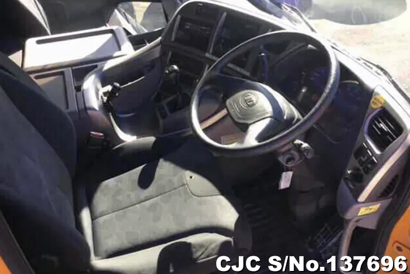 2015 Nissan / UD Stock No. 137696