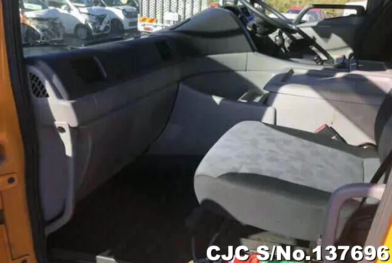 2015 Nissan / UD Stock No. 137696