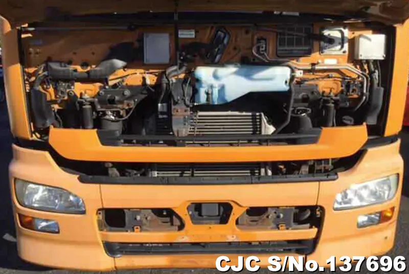 2015 Nissan / UD Stock No. 137696