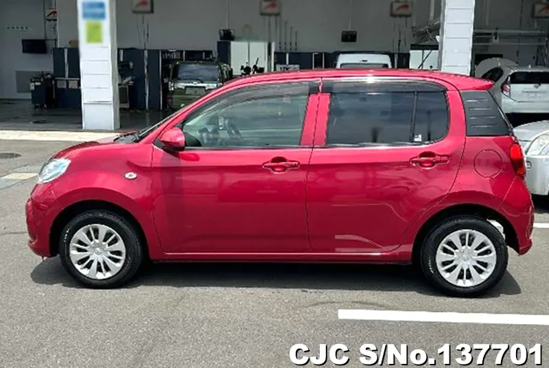 2017 Toyota / Passo Stock No. 137701