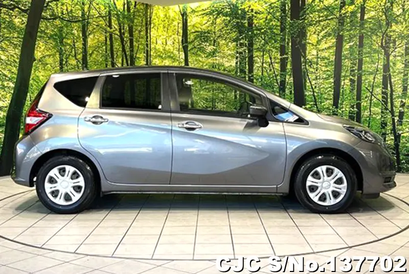 2017 Nissan / Note Stock No. 137702