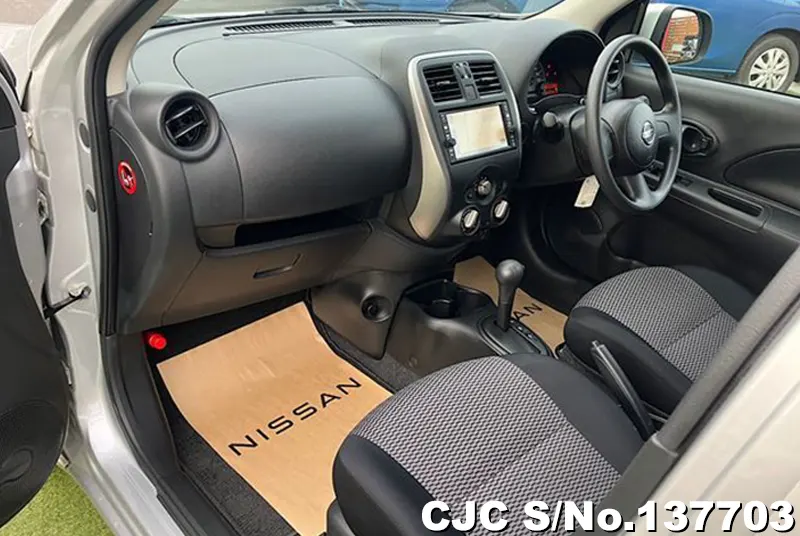 2017 Nissan / March Stock No. 137703