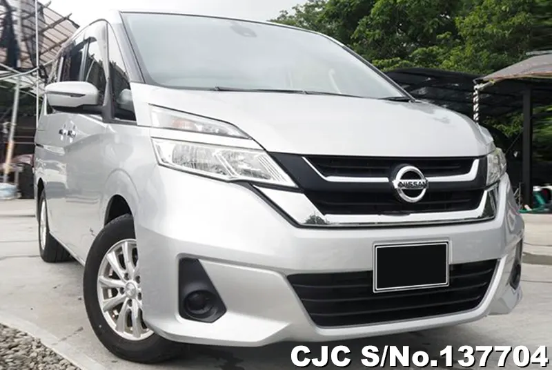 Nissan / Serena 2017