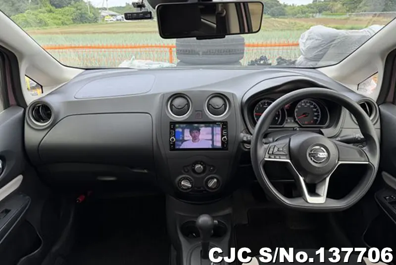 2017 Nissan / Note Stock No. 137706