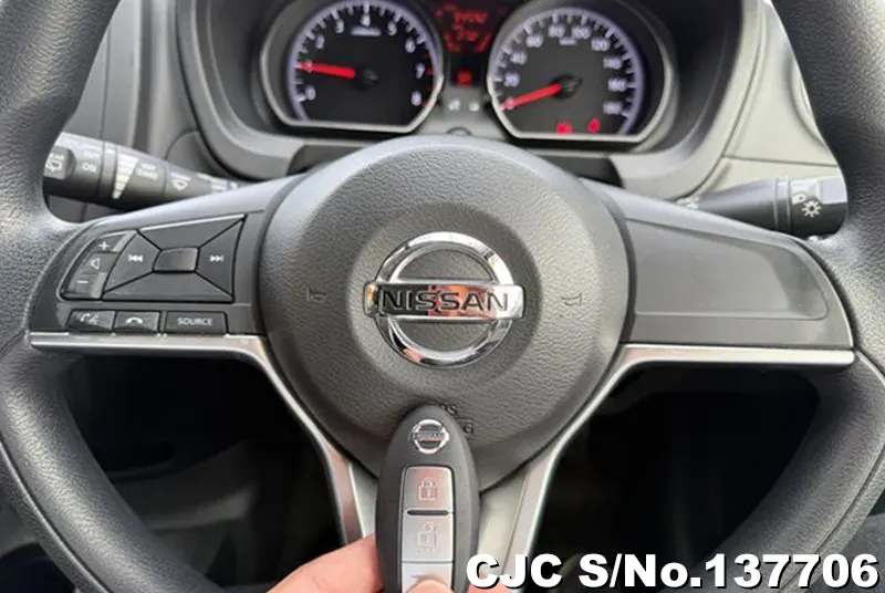 2017 Nissan / Note Stock No. 137706