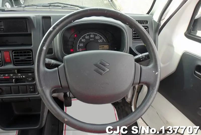 2017 Suzuki / Carry Stock No. 137707