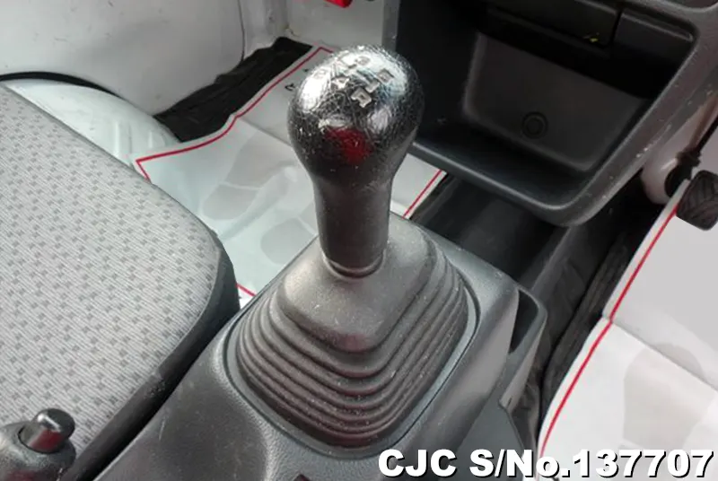 2017 Suzuki / Carry Stock No. 137707