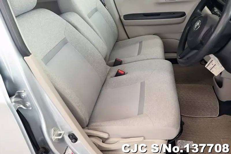 2017 Toyota / Passo Stock No. 137708
