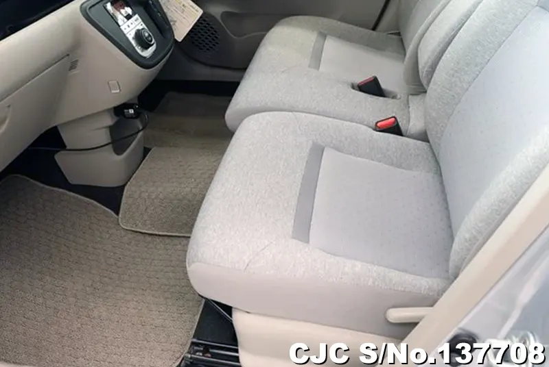 2017 Toyota / Passo Stock No. 137708