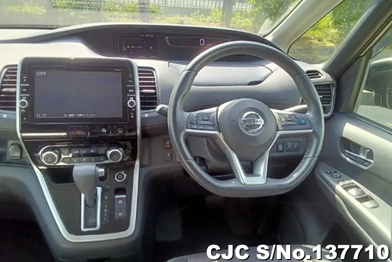 2017 Nissan / Serena Stock No. 137710