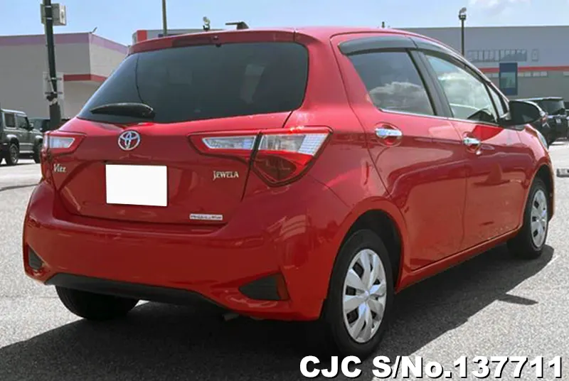 2017 Toyota / Vitz Stock No. 137711