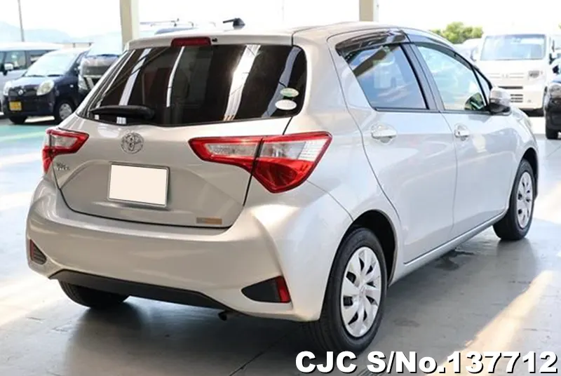 2017 Toyota / Vitz Stock No. 137712