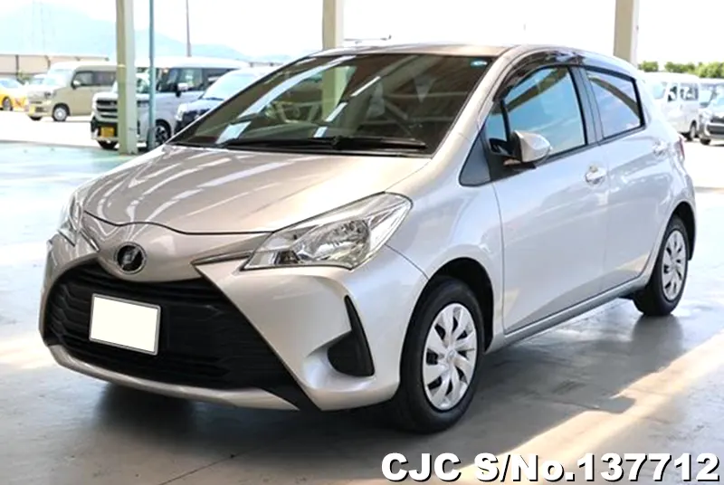 2017 Toyota / Vitz Stock No. 137712