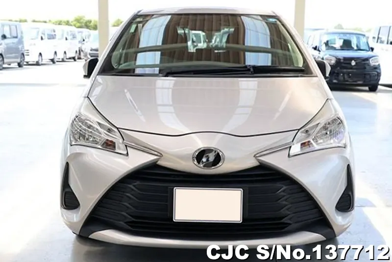 2017 Toyota / Vitz Stock No. 137712