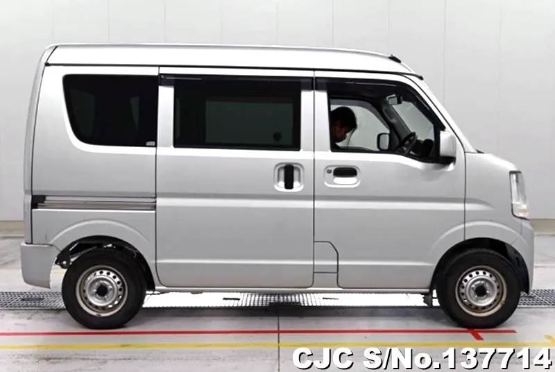2016 Nissan / Clipper Stock No. 137714
