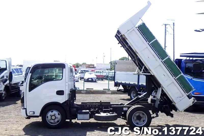 2023 Isuzu / Elf Stock No. 137724