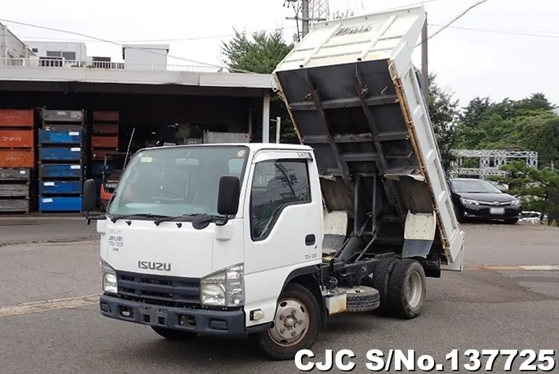2011 Isuzu / Elf Stock No. 137725