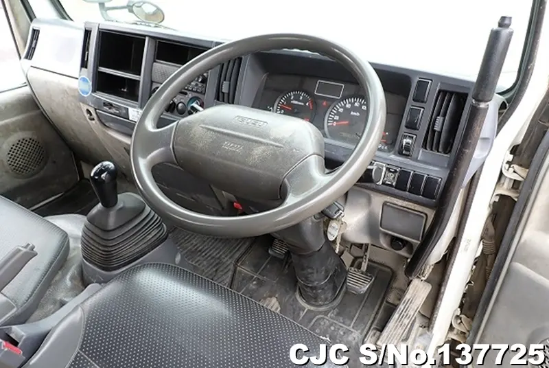 2011 Isuzu / Elf Stock No. 137725