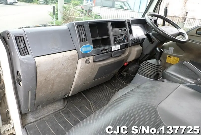 2011 Isuzu / Elf Stock No. 137725