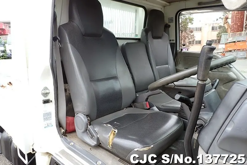 2011 Isuzu / Elf Stock No. 137725
