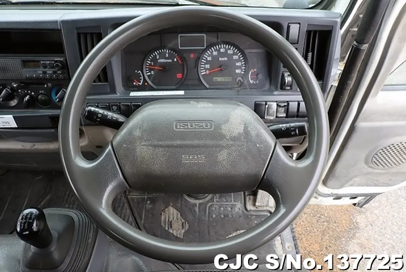 2011 Isuzu / Elf Stock No. 137725