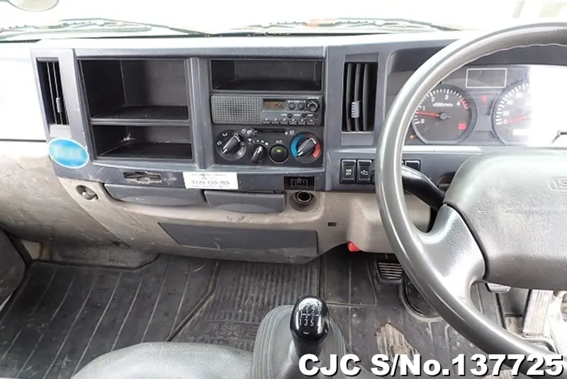 2011 Isuzu / Elf Stock No. 137725
