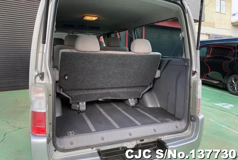 2005 Nissan / Caravan Stock No. 137730