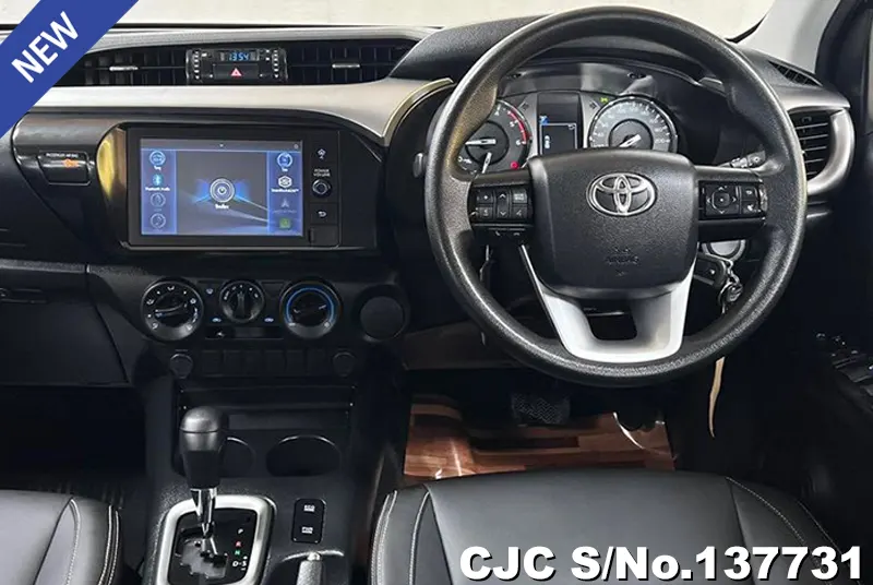 2021 Toyota / Hilux / Revo Stock No. 137731