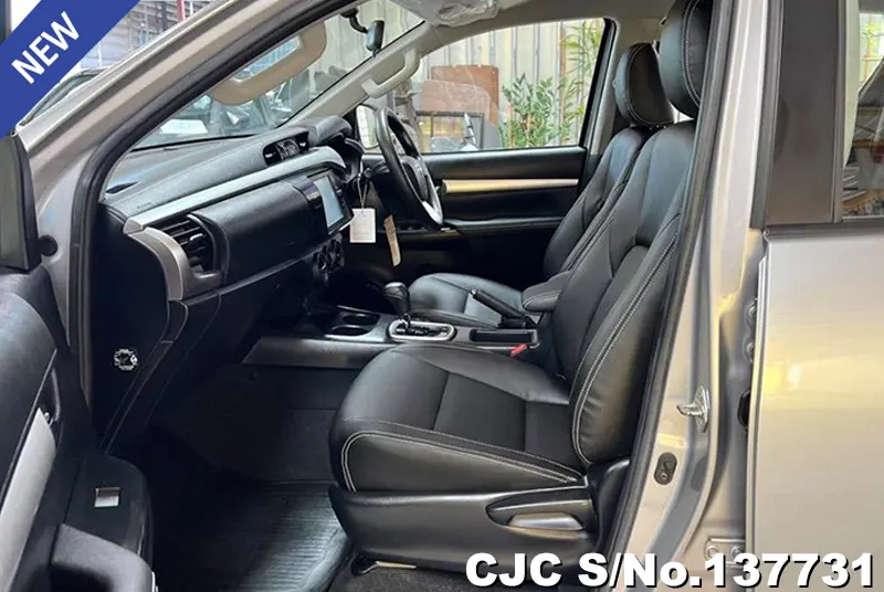 2021 Toyota / Hilux / Revo Stock No. 137731