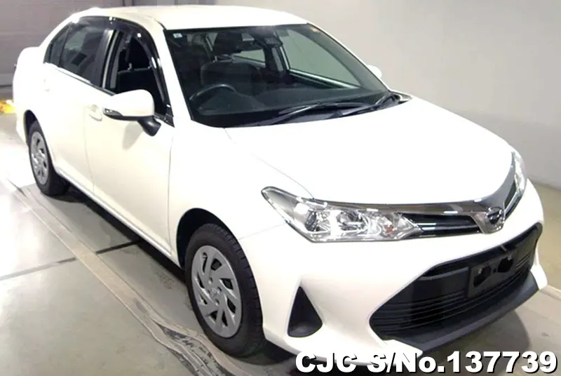 2021 Toyota / Corolla Axio Stock No. 137739