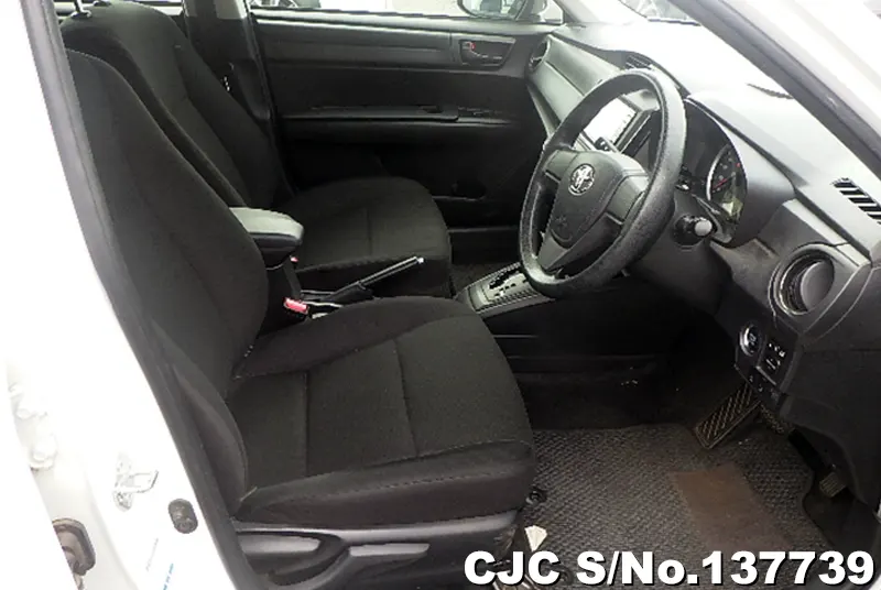 2021 Toyota / Corolla Axio Stock No. 137739