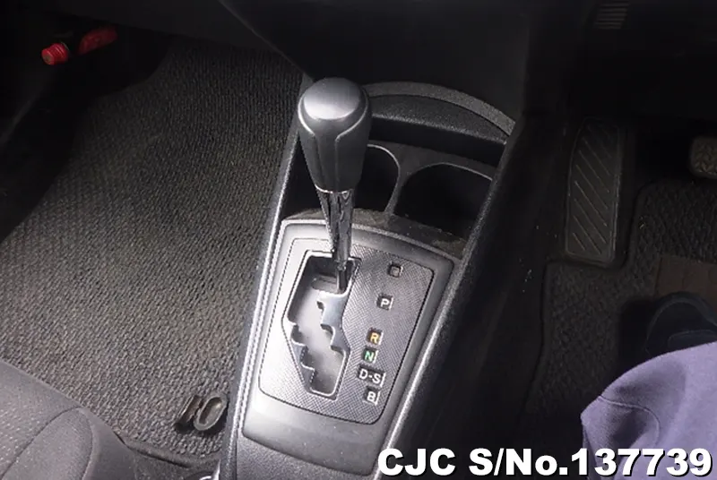 2021 Toyota / Corolla Axio Stock No. 137739