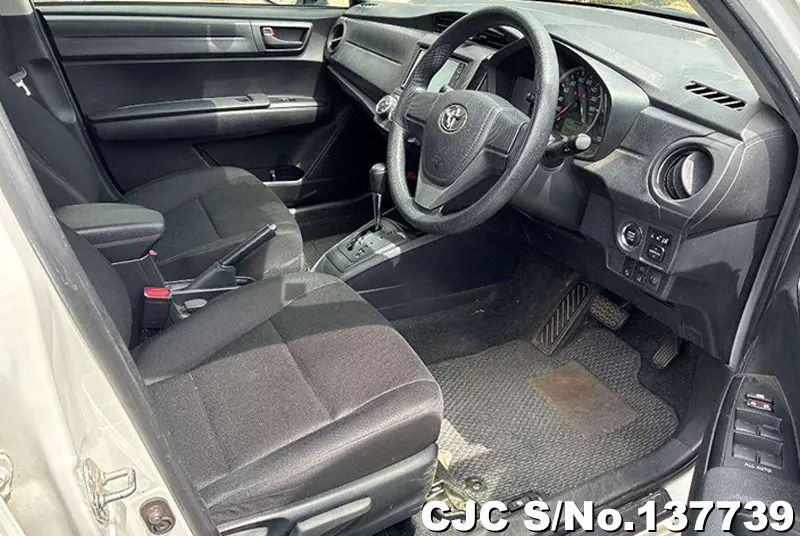 2021 Toyota / Corolla Axio Stock No. 137739