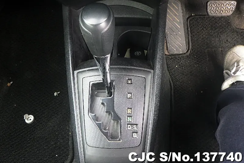 2021 Toyota / Corolla Axio Stock No. 137740
