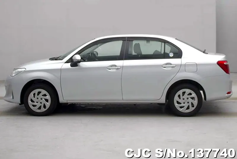 2021 Toyota / Corolla Axio Stock No. 137740