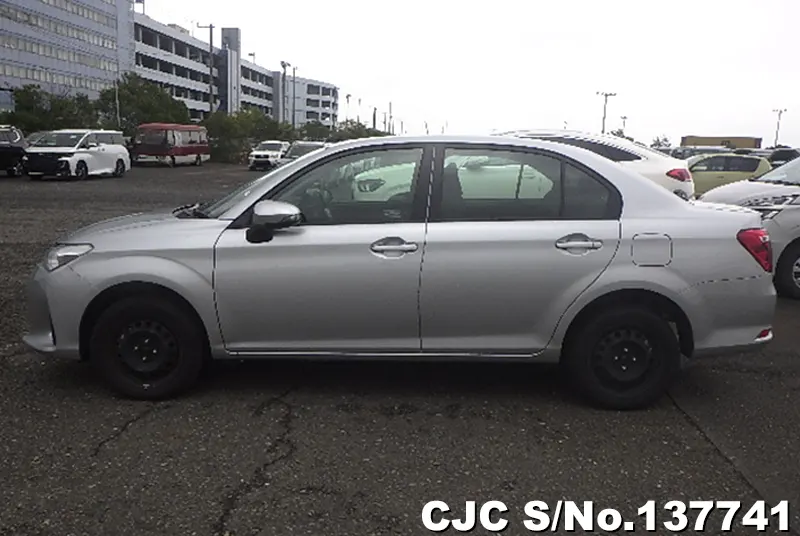 2021 Toyota / Corolla Axio Stock No. 137741